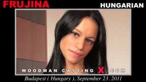 Acceso Frujina de calidad en streaming.  Pierre Woodman Frujina desnudarse, una chica húngara.